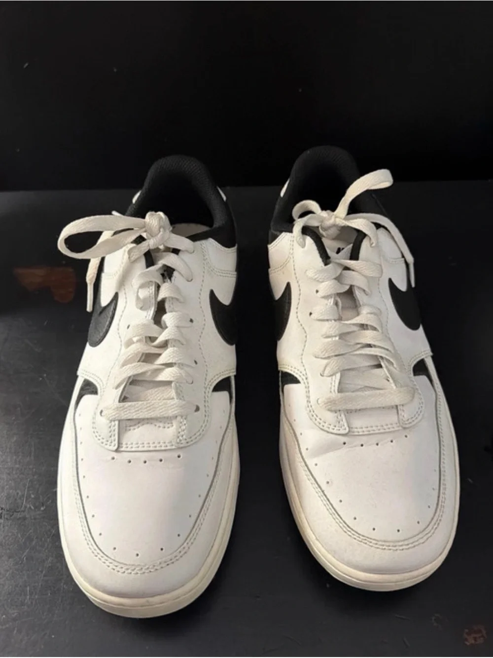Nike Men’s White and Black Low-Top Sneakers with Swoosh
